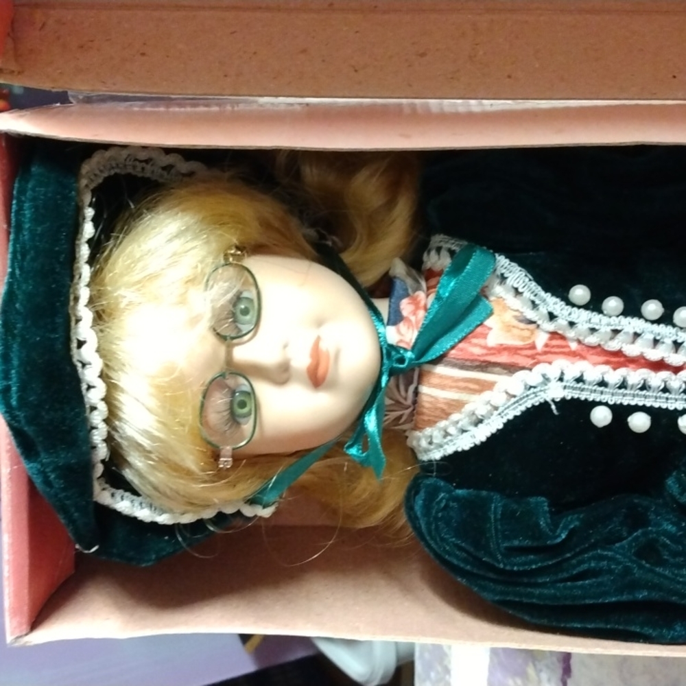 Porcelain Doll Collectable - Picture 2 of 3